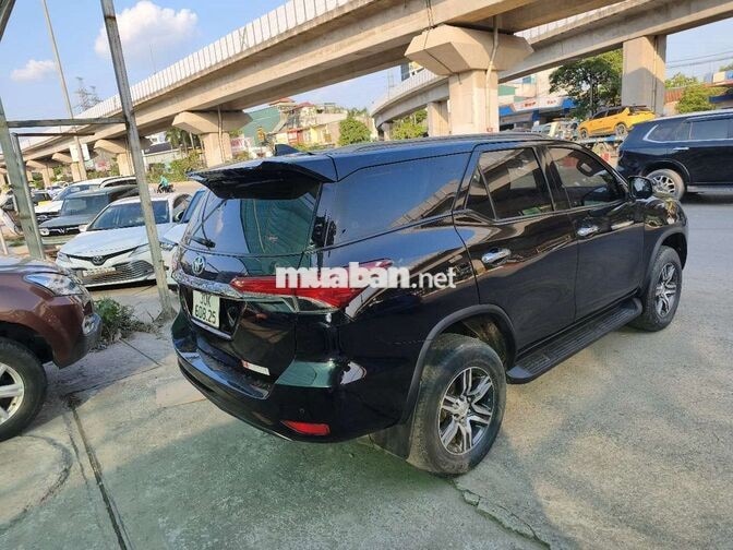 Toyota Fortuner 2022 Dầu Số tự động 80000 km Đen