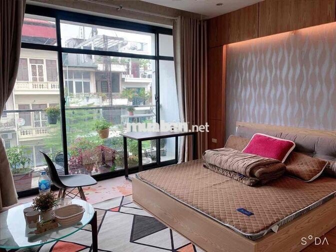 Căn hộ mini Vip mặt đường, ban công ốp kính phố trung tâm kinh doanh