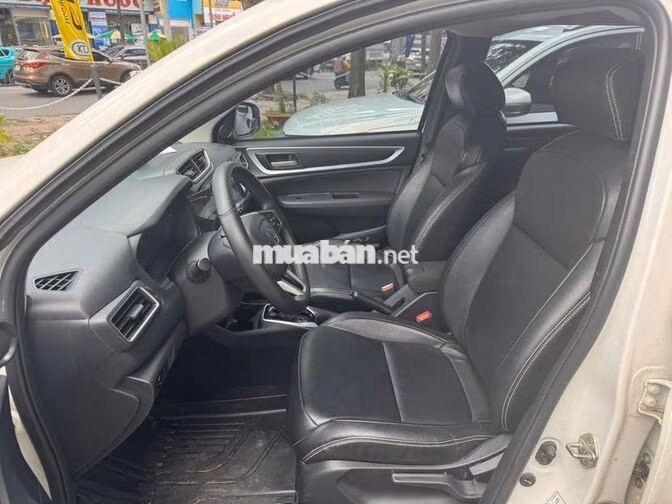 Honda BR-V G 2023 Trắng gia đình đi kỹ giá hấp dẫn