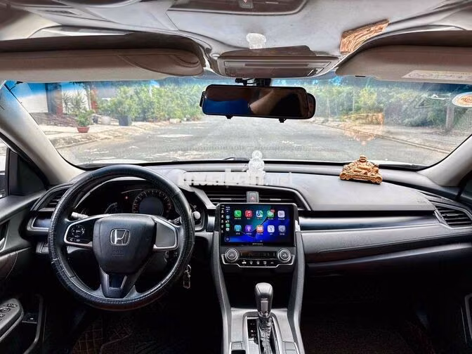 Honda Civic 2019 1.8E - 74000 km siêu đẹp