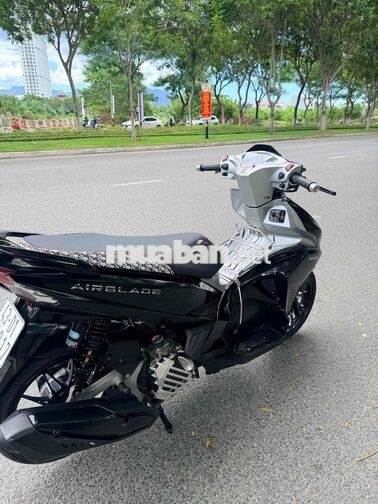 Chính chủ cần bán xe Honda Air Blade 2019 rin êm