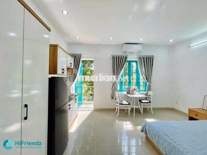 Căn Hộ Studio- 25m2 - Ban Công-Full Nội Thất -Thang Máy- Cv Gia Định
