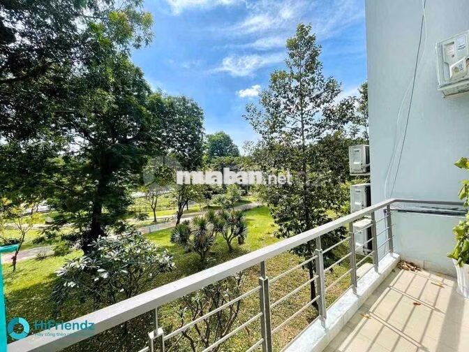 Căn Hộ Studio- 25m2 - Ban Công-Full Nội Thất -Thang Máy- Cv Gia Định