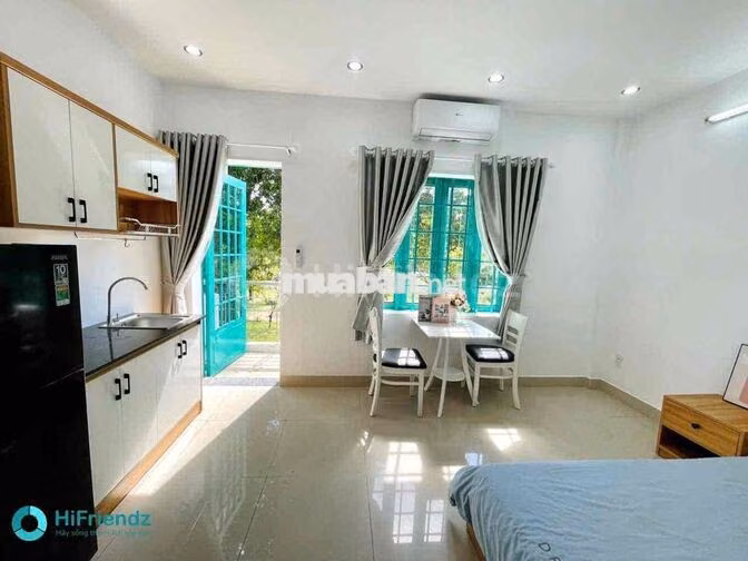 Căn Hộ Studio- 25m2 - Ban Công-Full Nội Thất -Thang Máy- Cv Gia Định