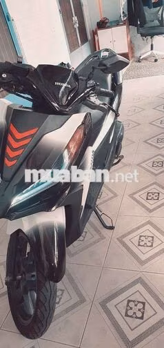 Honda Vario 125cc Trắng đen 24703 km