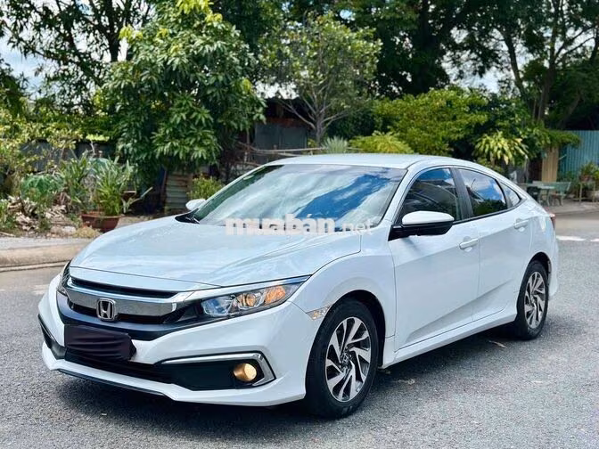 Honda Civic 2019 1.8E - 74000 km siêu đẹp