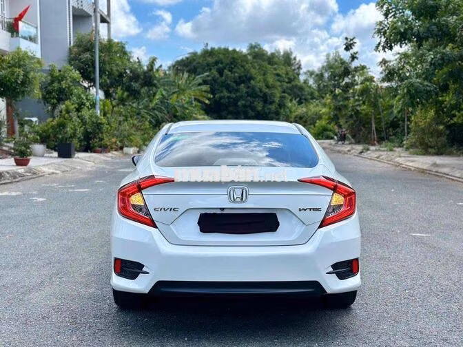 Honda Civic 2019 1.8E - 74000 km siêu đẹp