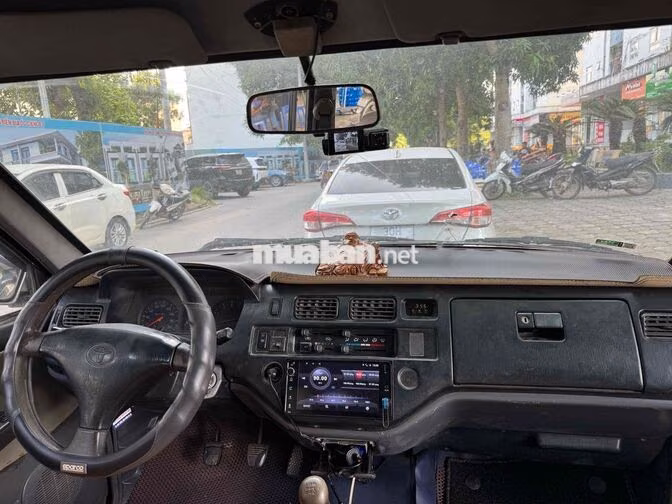 Toyota Zace Xanh, Vàng cát Số sàn