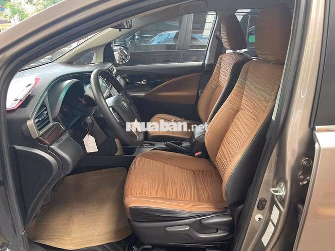 Toyota Innova 2.0G 2018 / Giá thương lượng