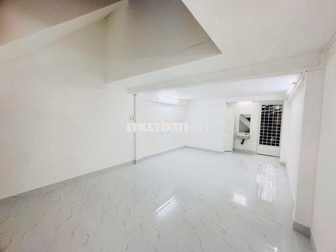 NHÀ MỚI 5 TẦNG - ĐINH TIÊN HOÀNG , QUẬN 1 – CHỈ 50TRIỆU/THÁNG
