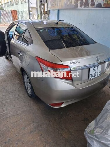 Toyota Vios 1.5 AT 2015 Nâu vàng