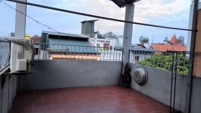 NHÀ ĐẸP 52M² NAM TỪ LIÊM - GẦN VINHOMES SMART CITY – NGÕ THÔNG TO Ô TÔ