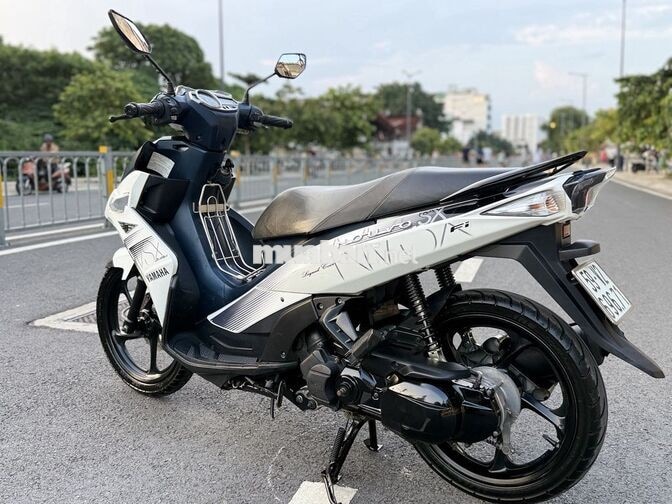 Yamaha Nouvo 6 2017 odo 27.000km BSTP Zin 99%