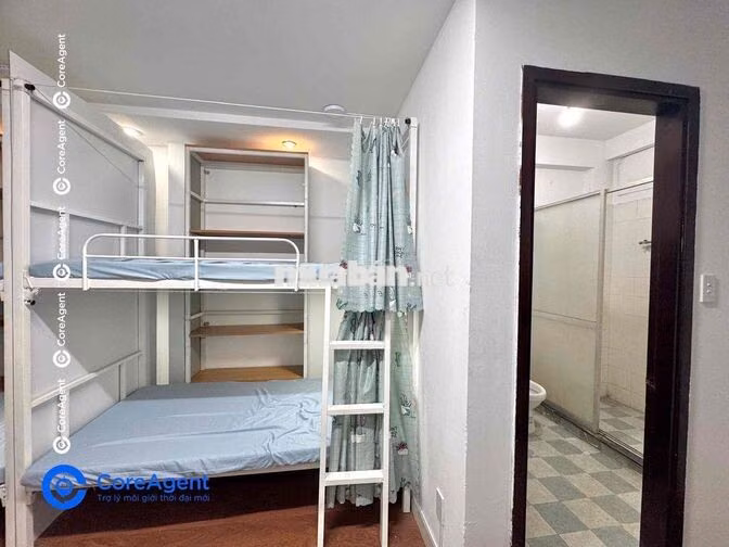KÍ TÚC XÁ ĐI BỘ QUA ĐH VĂN HIẾN CÓ BAN CÔNG NVS RIÊNG BIỆT MÁY LẠNH