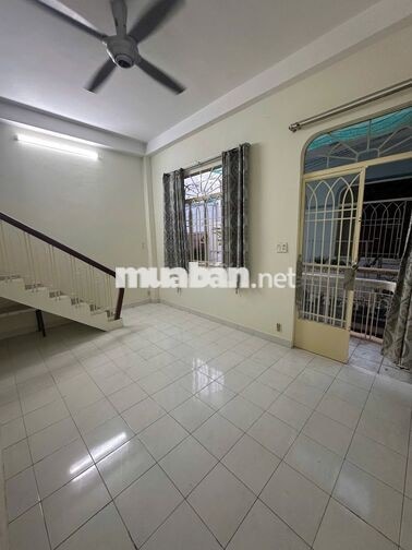 Cho thuê nhà hẻm Phan Đình Phùng 5x9m 2 lầu 3PN giá 15 triệu TL