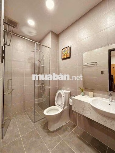 STUDIO MỚI FULL NỘI THẤT BAN CÔNG RỘNG NGAY ĐƯỜNG 3/2