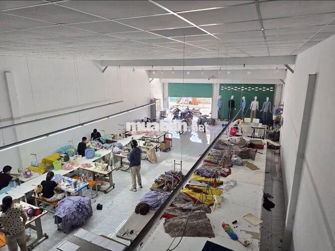 CHO THUÊ KHO,XƯỞNG 220M² GIÁ 15TR//T, Đ LÊ TRỌNG TẤN 