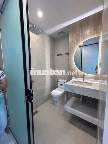 cho thuê SKY GARDEN 3 3PN2WC 81m2 phú mỹ hưng chỉ 18tr/tháng