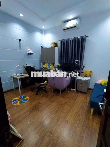 🔥 Nhà khu Tên Lửa 4x18,3.5 tấm,4 phòng full nội thất
