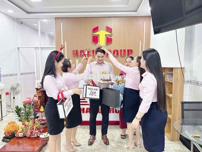 *** NHÂN VIÊN TUYỂN DỤNG