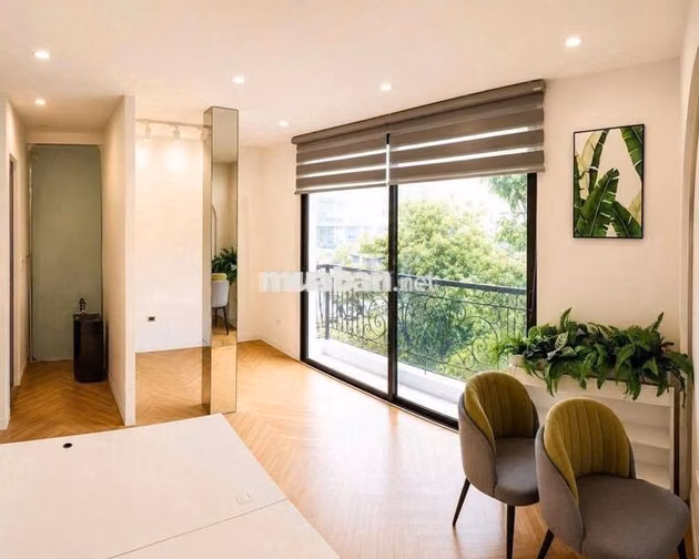Cho thuê nhà liền kề thang máy 5 tầng x 108m2 Nguyễn Trãi, Thanh Xuân