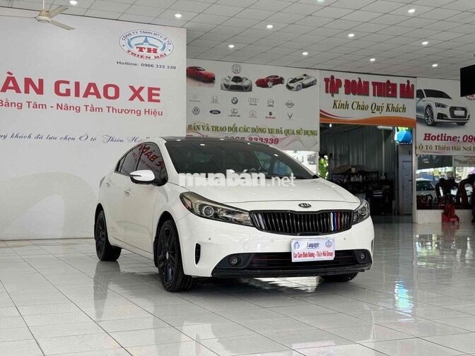 KIA CERATO 2.0L SX 2016 Trắng 10 vạn km