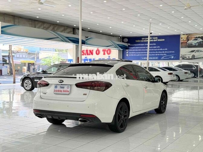 KIA CERATO 2.0L SX 2016 Trắng 10 vạn km