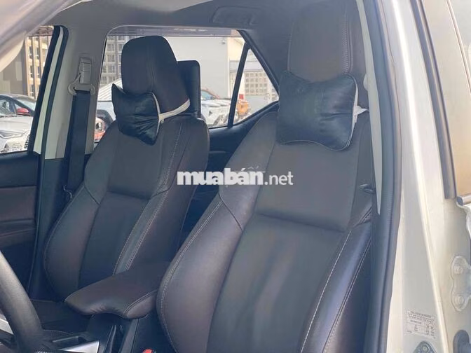 Toyota Fortuner 2.7V AT 2016 Trắng Tự động