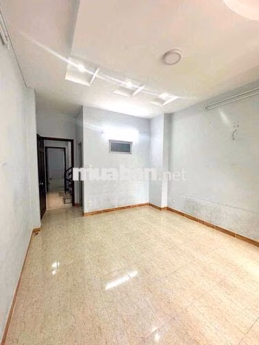 Cho Thuê Nhà lê văn sỹ Tân Bình 80m2 trệt 2 lầu giá tốt