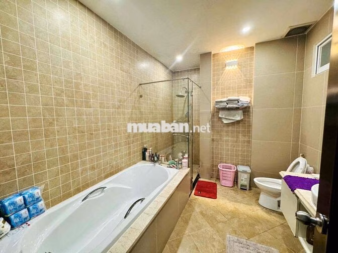 CHO THUÊ BIỆT THỰ HẦM 3 TẦNG 5PN FULL NỘI THẤT