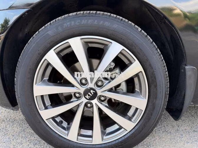 Kia Carens SX 2009 Tự động Đen 7 chỗ