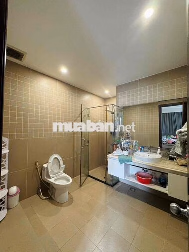 CHO THUÊ BIỆT THỰ NAM THÔNG QUẬN 7, 5PN FULL NT, HẦM 4 LẦU 70 TRỆU/ TH