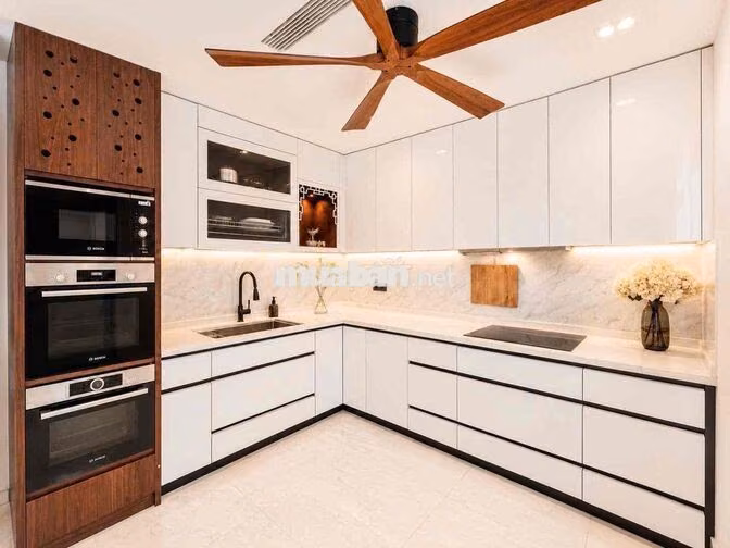 Villa Hiện Đại 6Pn Cho Thuê Tại Quận 7