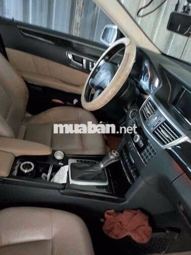 Mercedes-Benz E250 CGI 2009 Nâu đậm