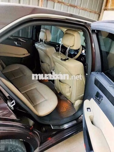 Mercedes-Benz E250 CGI 2009 Nâu đậm