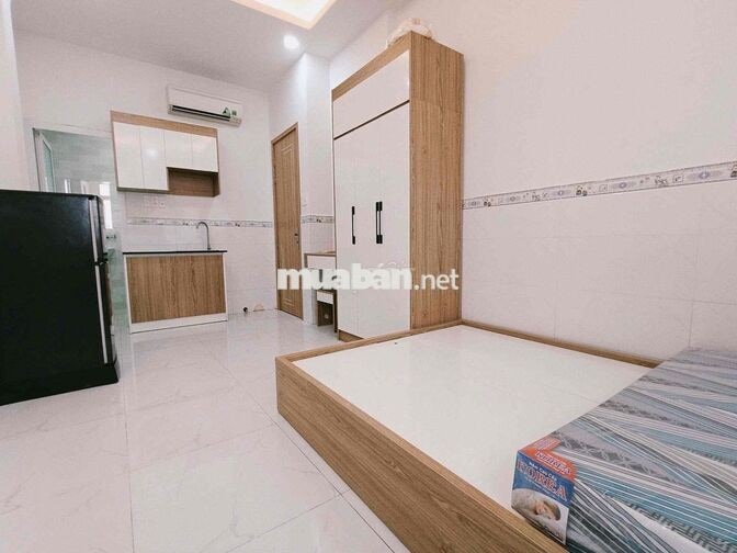 Phòng Ban Công máy giặc riêng Cao Thắng Quận 10 Gần Chung Cư Hà Đô
