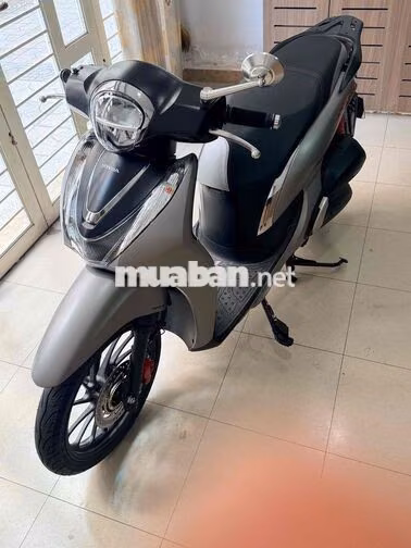 Honda SH Mode Cao cấp 2026 Xám 1.900km