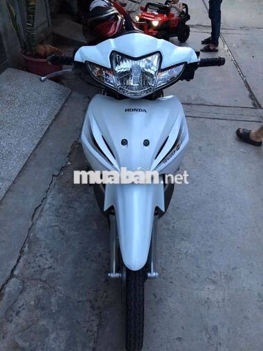 Honda Wave S 2013 Trắng máy zin cv + cccd chủ xe