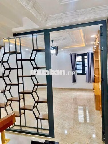 Nhà LÊ VĂN QUỚI [4x16, 3 lầu, 5pn, 5toilet] 15tr/tháng
