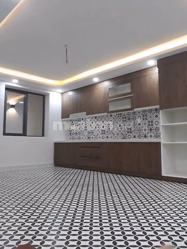CẦN BÁN GẤP NHÀ 4 TẦNG GẦN AEON MALL