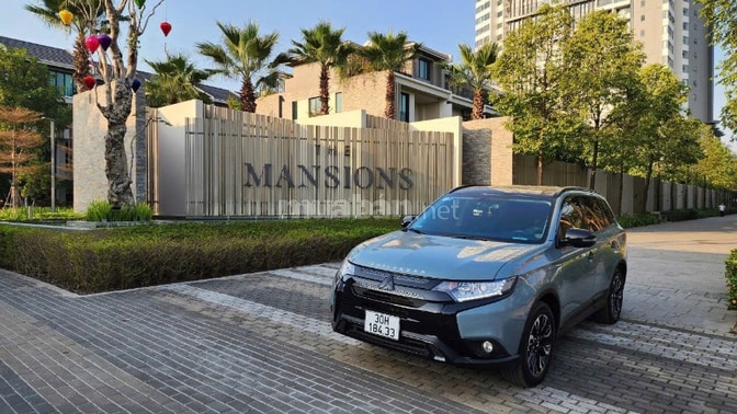 Bán xe Outlander Mishubishi 580tr chính chủ chạy 42000km đăng ký 2021