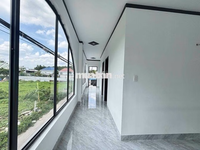 Chủ bể n.ợ hạ bán lỗ căn nhà sổ riêng 2mt siêu đẹp gần kcn giang điền
