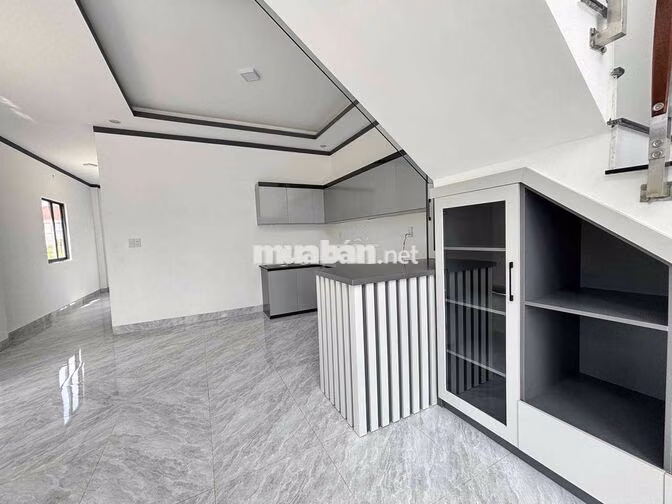 Chủ bể n.ợ hạ bán lỗ căn nhà sổ riêng 2mt siêu đẹp gần kcn giang điền