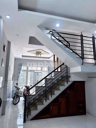 CĂN 1: CHO THUÊ NHÀ MT PHAN VĂN HỚN, P.TÂN SƠN NHẤT, Q.12, 15TR.