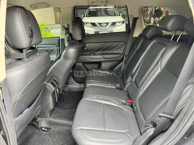 Bán xe Outlander Mishubishi 580tr chính chủ chạy 42000km đăng ký 2021