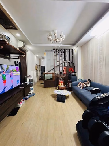 Nhà 1/ hẻm 3.3m gần MT Hòa Hưng_3,85mx9,5m.NH.Nhà 2 tầng mới.Giá 6 tỷ