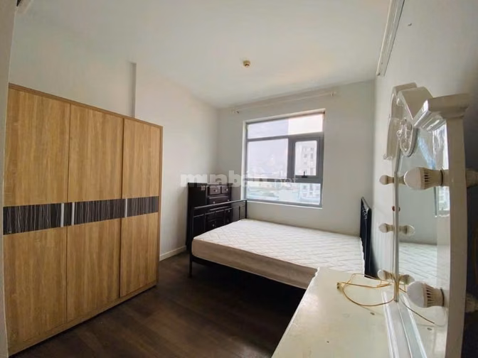 Cho thuê C/c Phúc Yên Full nội thất 2 PN/2wc/74m2 giá 9,5 tr/th nhà tr