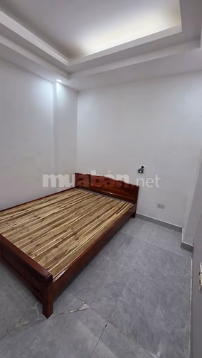 Cho thuê căn hộ CCMN 1N1K full đồ, có ban công giá 5M ngõ 225 Quan Hoa