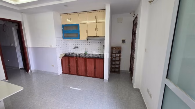 Cho thuê căn hộ CCMN 1N1K full đồ, có ban công giá 5M ngõ 225 Quan Hoa