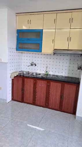 Cho thuê căn hộ CCMN 1N1K full đồ, có ban công giá 5M ngõ 225 Quan Hoa